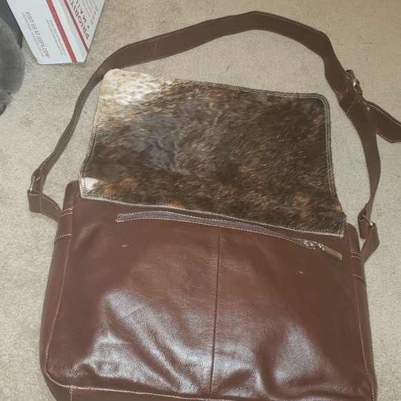 - Damare Real leather & Ponyhair Crossbody - Picture 4 of 8